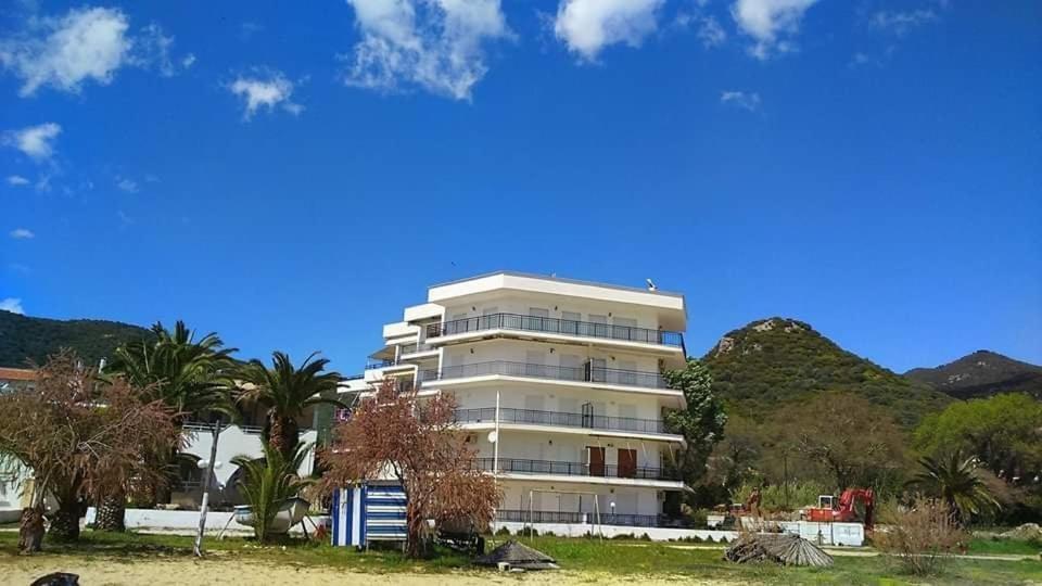Apartament Sea And Joy Nea Iraklitsa Zewnętrze zdjęcie